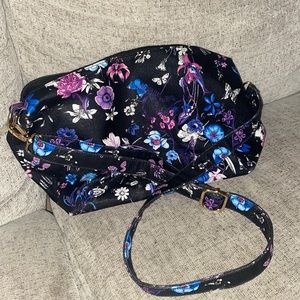 Flower bag crossbody